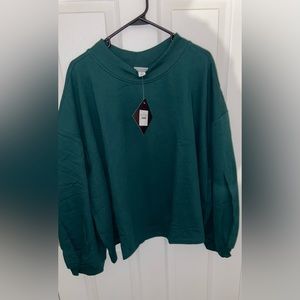Ava & Viv cropped green sweater